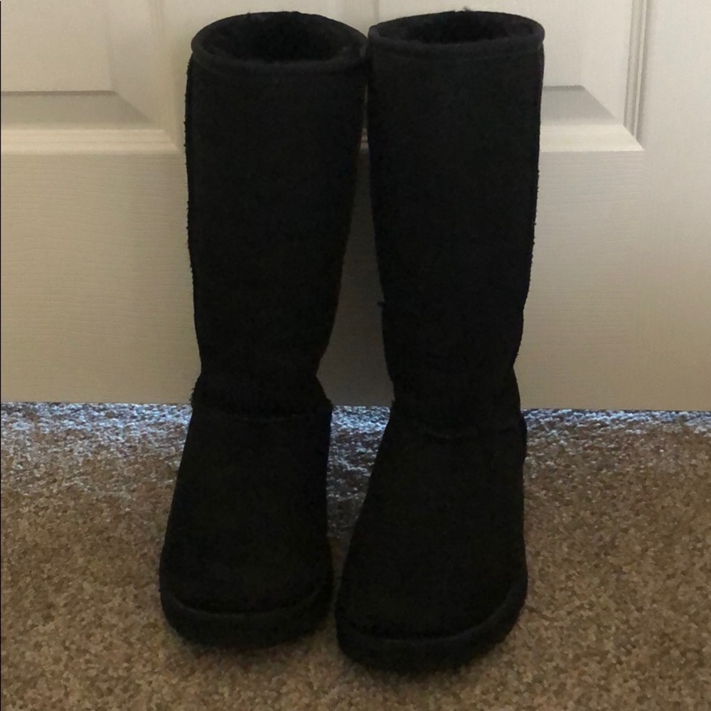 Tall Black Uggs